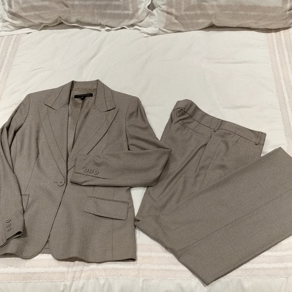 Ann Klein pant suit